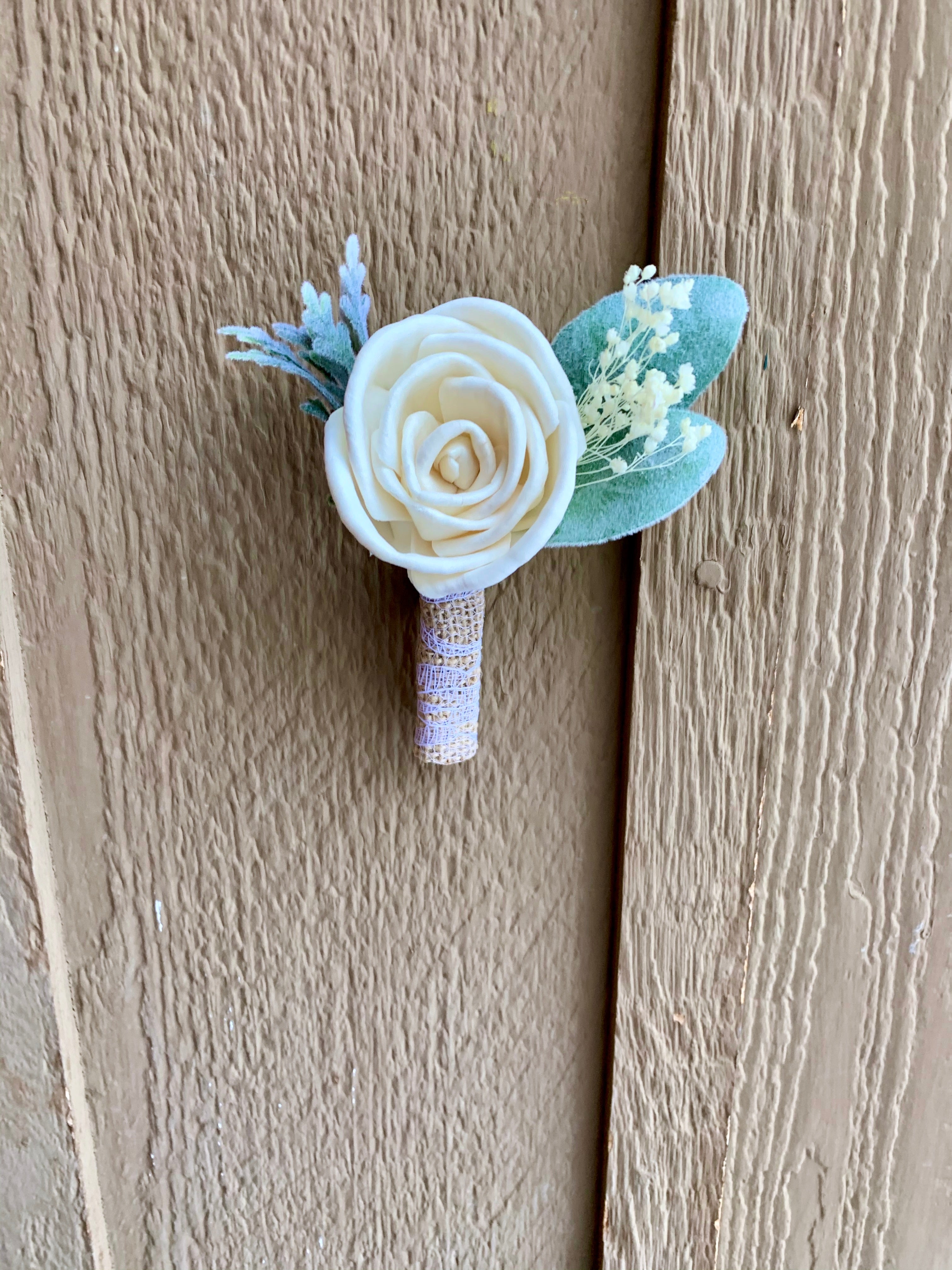 Simple Rose Boutonniere