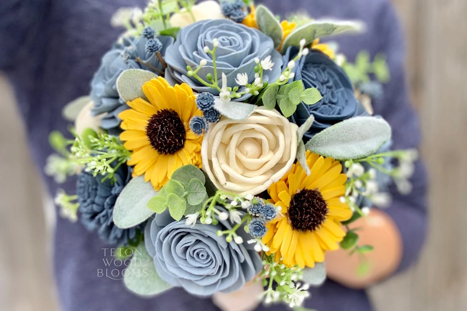 Sunflower Cascading Bouquets: The Perfect Bridal Flowers for a Rustic  Wedding